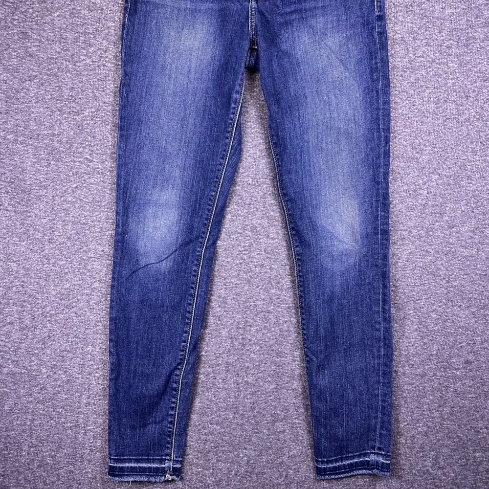 Lucky Brand Ava Skinny Jeans Womens 4/27 Blue Wash Chic Frayed Hem Stretch 27x28